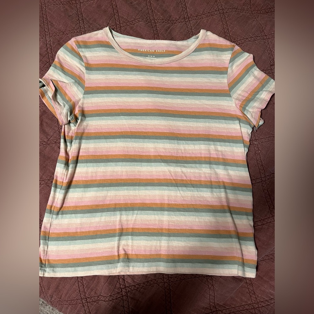 American Eagle short sleeve shirt